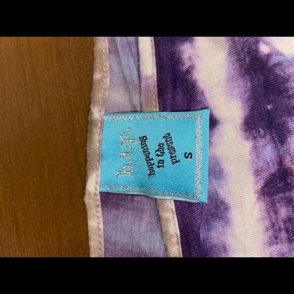HIP short sleeve tye dye top - Picture 3 of 3